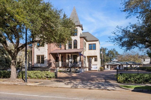 420 Heights Boulevard, Houston, TX 77007