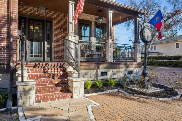 420 Heights Boulevard, Houston, TX 77007