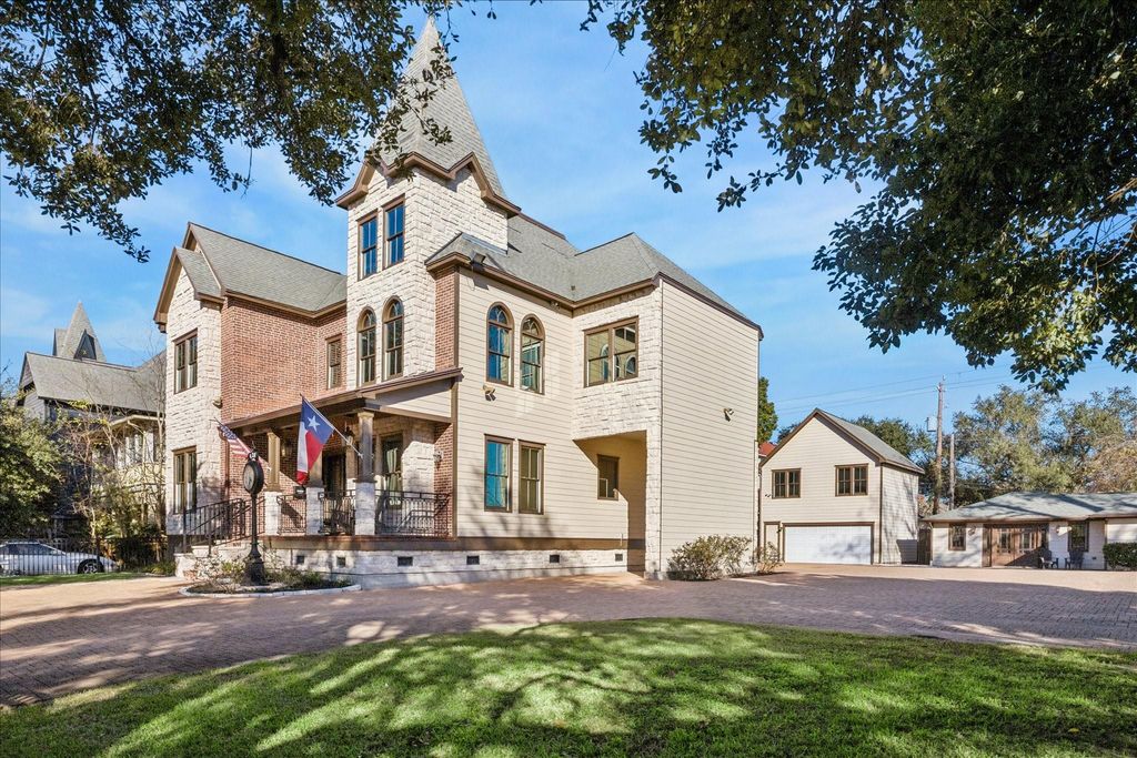 420 Heights Boulevard, Houston, TX 77007
