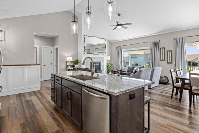 9156 187th Street W, Lakeville, MN 55044