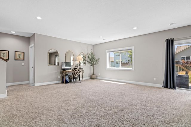 9156 187th Street W, Lakeville, MN 55044