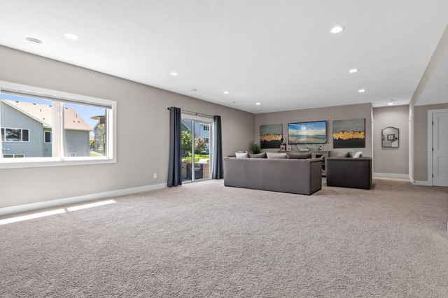 9156 187th Street W, Lakeville, MN 55044