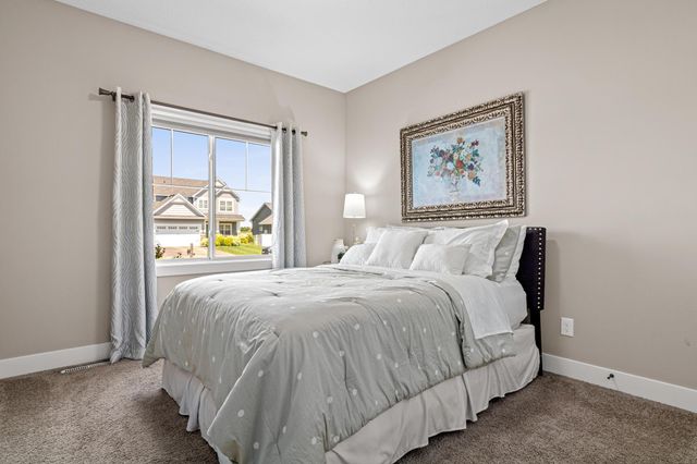 9156 187th Street W, Lakeville, MN 55044