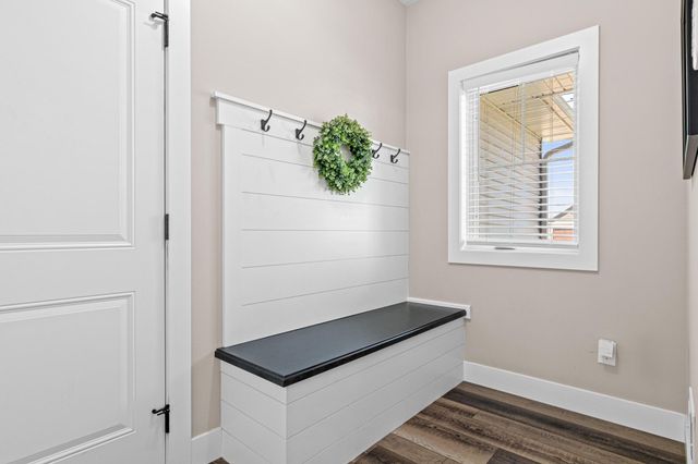 9156 187th Street W, Lakeville, MN 55044