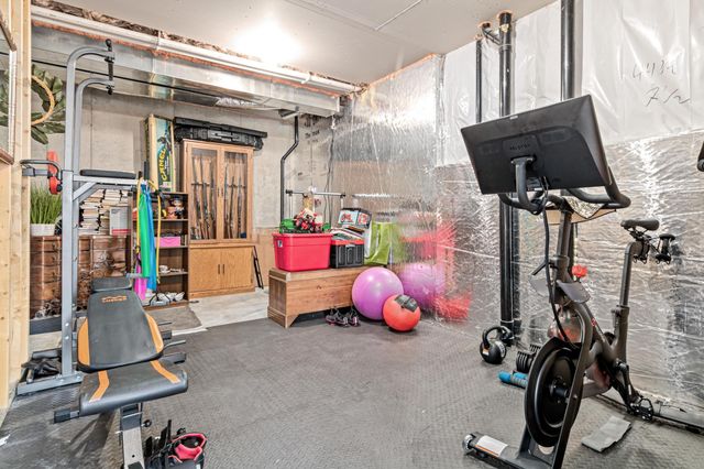 9156 187th Street W, Lakeville, MN 55044