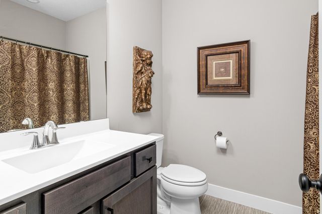 9156 187th Street W, Lakeville, MN 55044