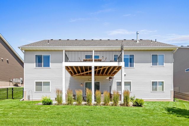 9156 187th Street W, Lakeville, MN 55044