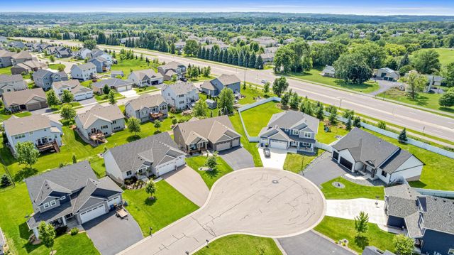 9156 187th Street W, Lakeville, MN 55044