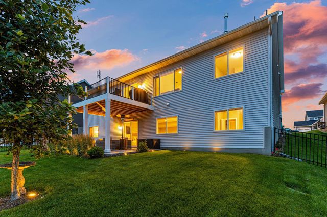 9156 187th Street W, Lakeville, MN 55044