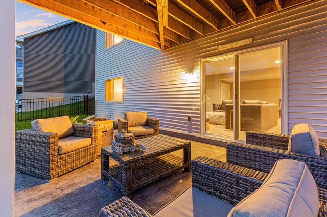 9156 187th Street W, Lakeville, MN 55044