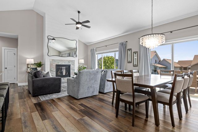 9156 187th Street W, Lakeville, MN 55044