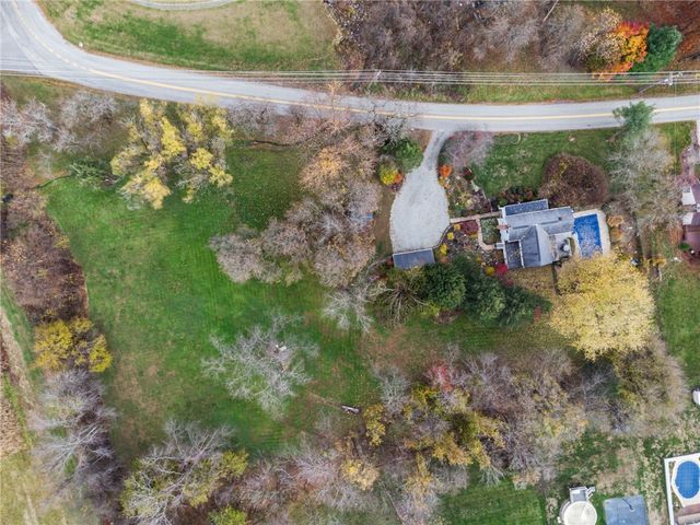 3024 Hyland Rd, Penn Twp, PA 15642