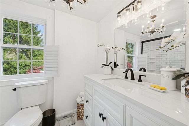 3024 Hyland Rd, Penn Twp, PA 15642