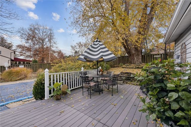 3024 Hyland Rd, Penn Twp, PA 15642