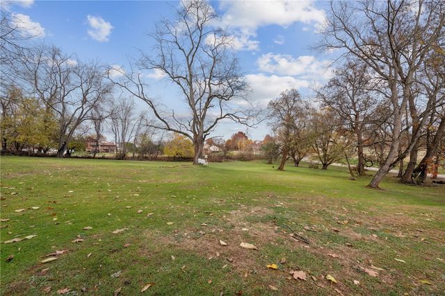 3024 Hyland Rd, Penn Twp, PA 15642