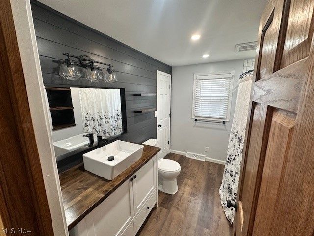 3515 Dona Drive, Zanesville, OH 43701