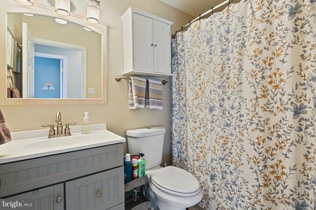 9333 HINES ESTATES DR, Baltimore, MD 21234