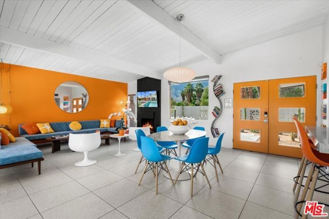 610 S Compadre Road, Palm Springs, CA 92264