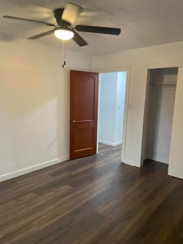 2809 W Nichols Street, Springfield, MO 65803