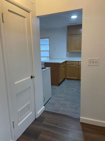 2809 W Nichols Street, Springfield, MO 65803