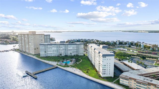 5108 BRITTANY DRIVE S 903, St Petersburg, FL 33715