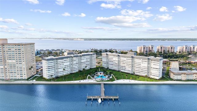 5108 BRITTANY DRIVE S 903, St Petersburg, FL 33715