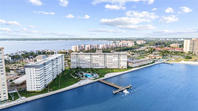 5108 BRITTANY DRIVE S 903, St Petersburg, FL 33715