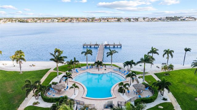 5108 BRITTANY DRIVE S 903, St Petersburg, FL 33715