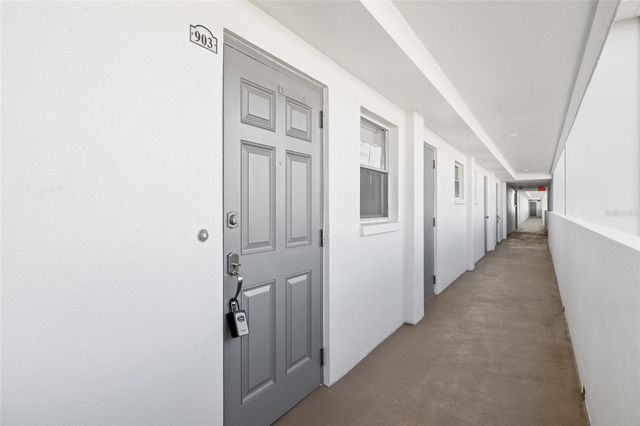 5108 BRITTANY DRIVE S 903, St Petersburg, FL 33715