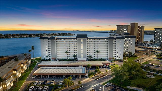 5108 BRITTANY DRIVE S 903, St Petersburg, FL 33715