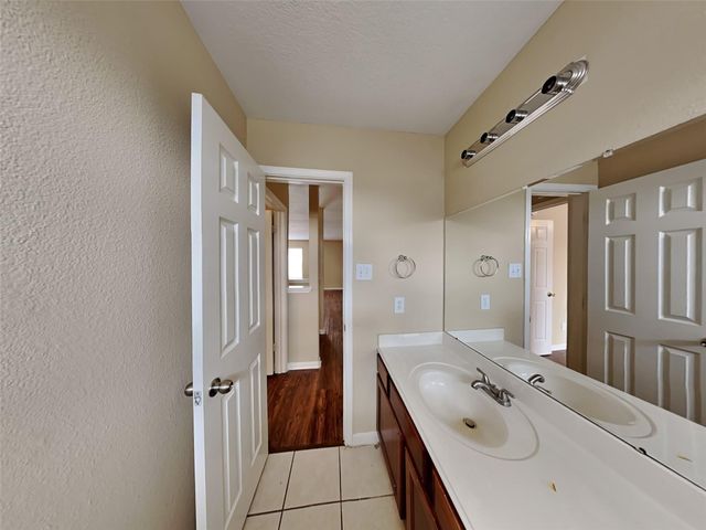 15742 Flagstone Walk Way, Houston, TX 77049