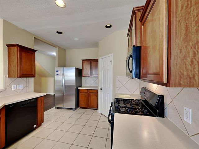 15742 Flagstone Walk Way, Houston, TX 77049