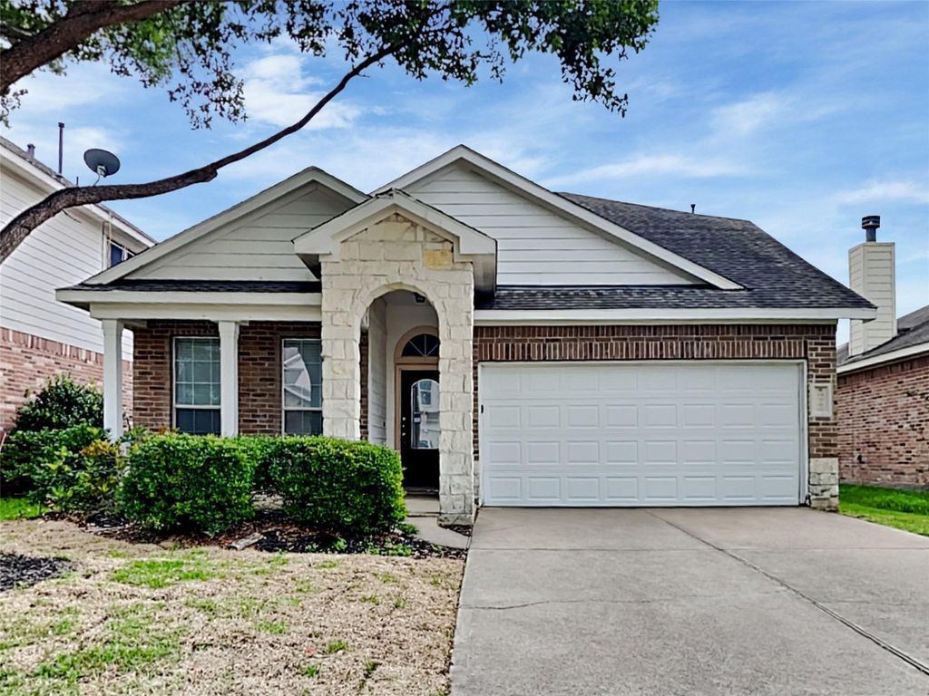 15742 Flagstone Walk Way, Houston, TX 77049