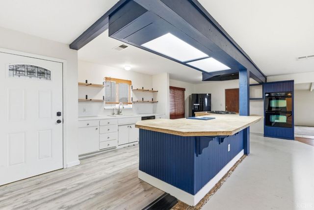 10139 David Street, Hanford, CA 93230