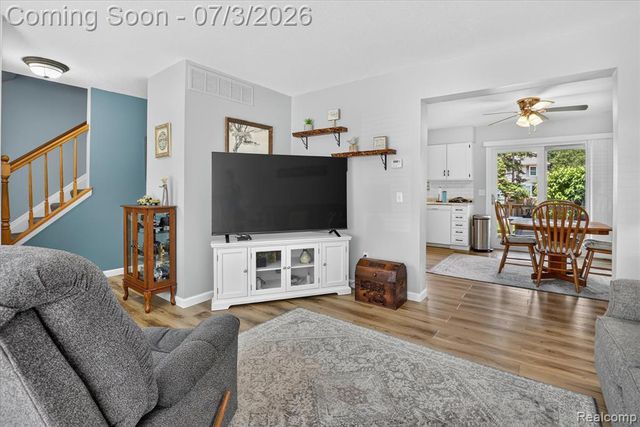 13274 Lake Point Boulevard, Belleville, MI 48111