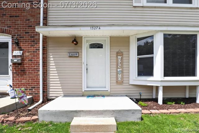 13274 Lake Point Boulevard, Belleville, MI 48111