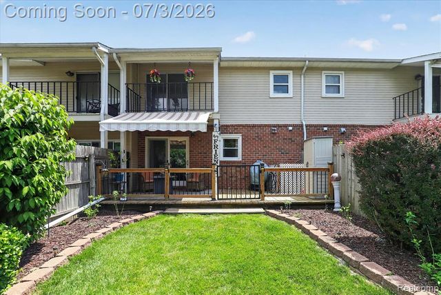13274 Lake Point Boulevard, Belleville, MI 48111