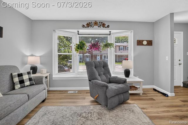 13274 Lake Point Boulevard, Belleville, MI 48111