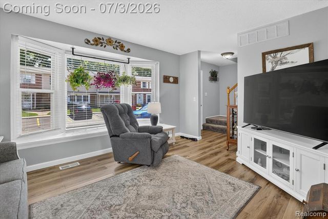 13274 Lake Point Boulevard, Belleville, MI 48111