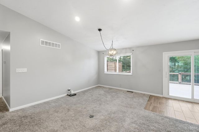 6821 Rackview Road, Green Twp, OH 45248