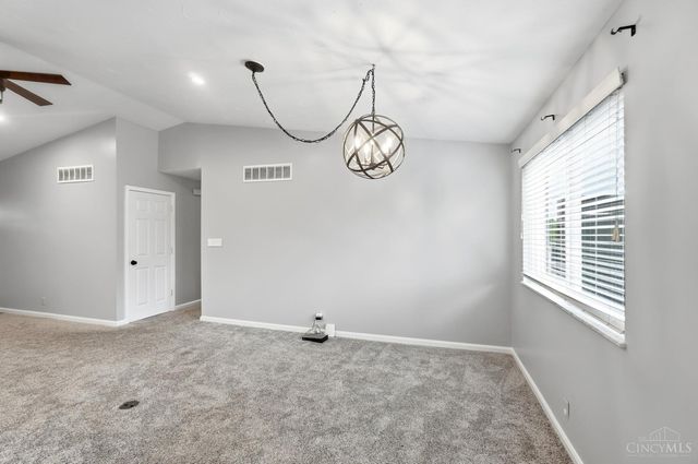 6821 Rackview Road, Green Twp, OH 45248