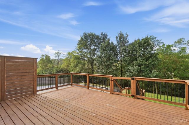 6821 Rackview Road, Green Twp, OH 45248