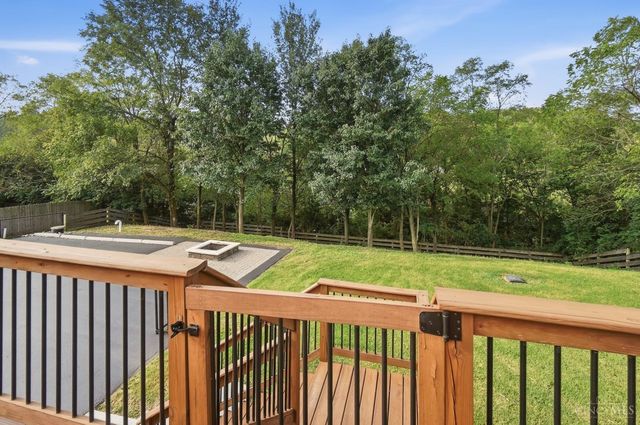 6821 Rackview Road, Green Twp, OH 45248