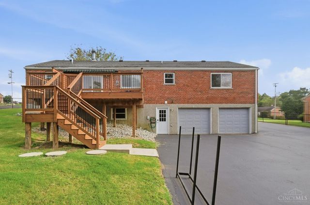 6821 Rackview Road, Green Twp, OH 45248