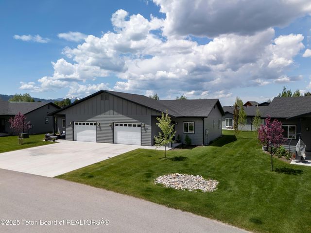 265 RIVER CIRCLE UNIT 2, Alpine, WY 83128 property photo