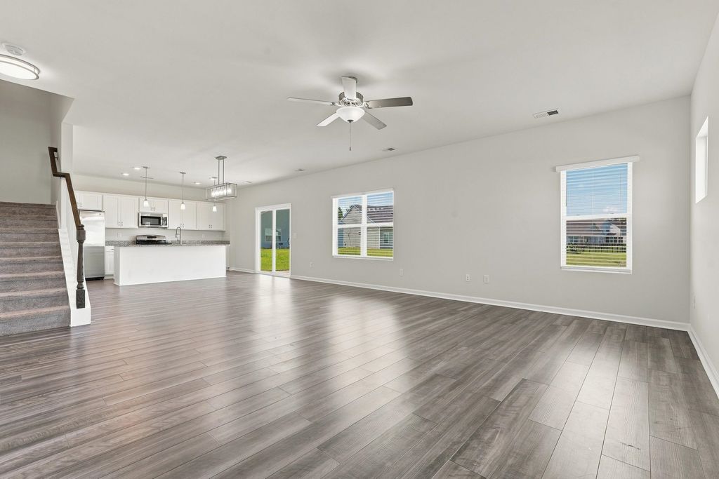 924 St. Albans Loop, Conway, SC 29526 — photo 5