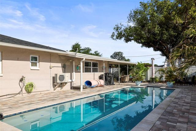 1471 SAN ROY DRIVE, Dunedin, FL 34698