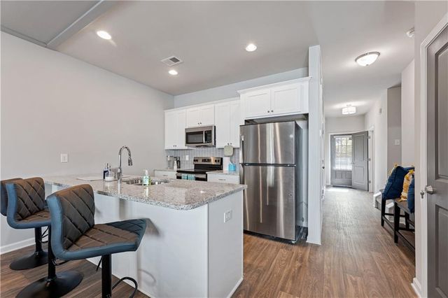 2831 Ridgeview Drive SW, Atlanta, GA 30331
