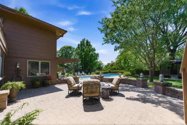 863 N Stagecoach, Wichita, KS 67230