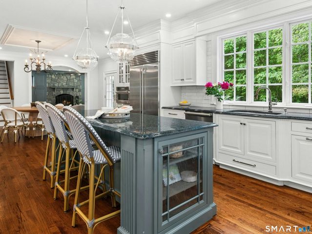 107 Raymond Street, Darien, CT 06820